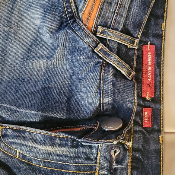 Miss Sixty - Picture 5 of 5